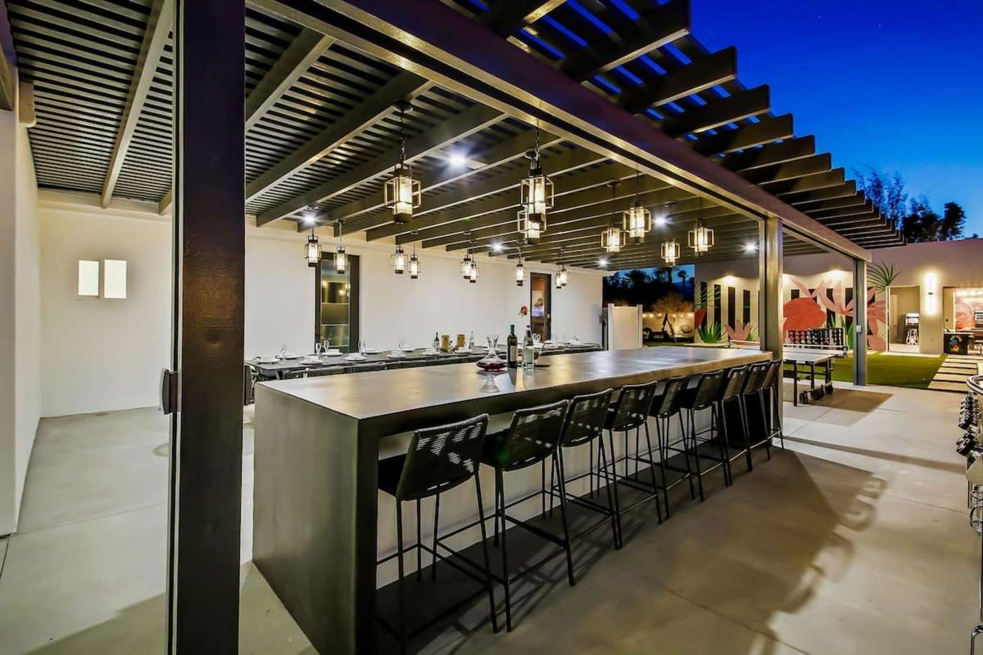 Outdoor bar