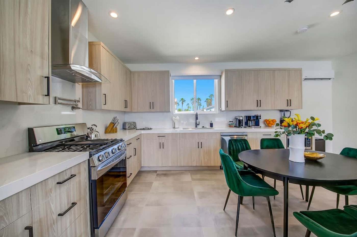 Chef's kitchen